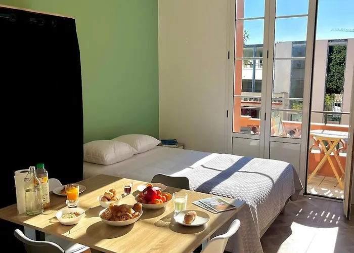 Olivier Avec Terrasse A Apartmán *