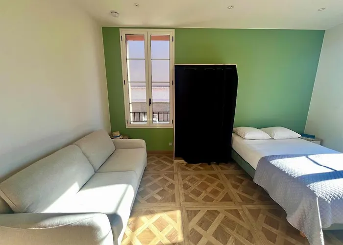 Olivier Avec Terrasse A * Cagnes-sur-Mer