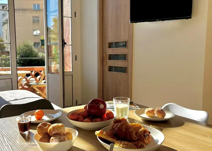 Olivier Avec Terrasse A 케인즈수르메르