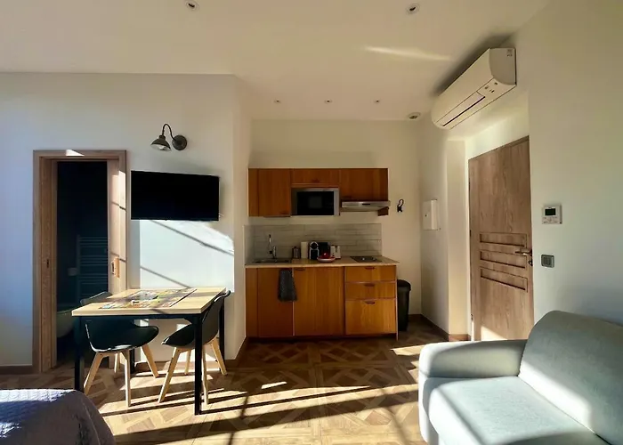 Olivier Avec Terrasse A 아파트 *